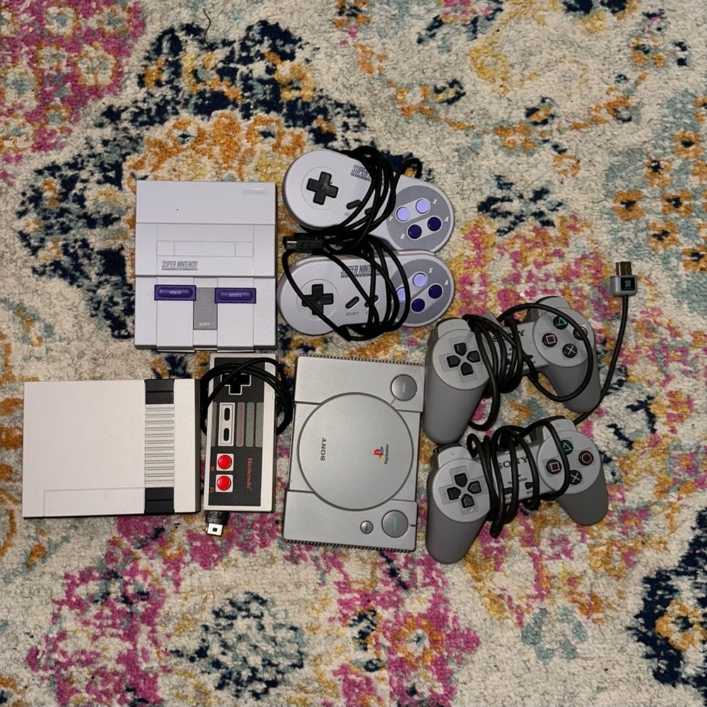 Classic mini consoles